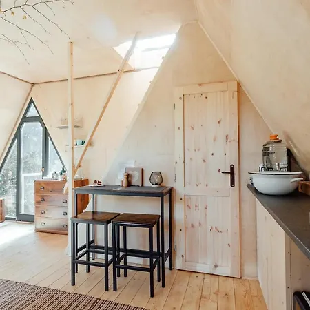 Chalet Treehouse Bystreecka